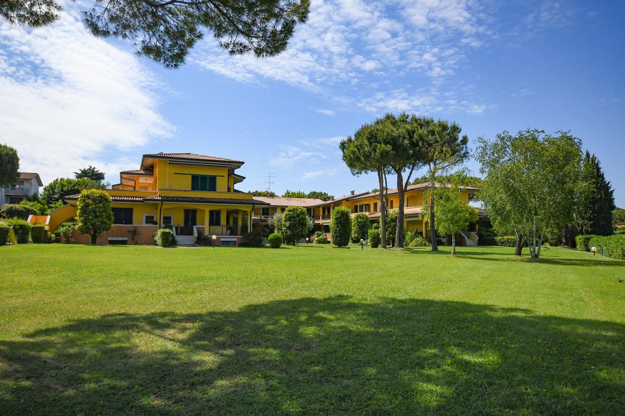 Sirmione Beach Apartment エクステリア 写真